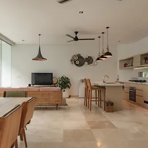 Villa Eight Palms By Ini Vie Hospitality 