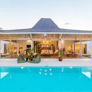 Villa M By Alfred In Bali 